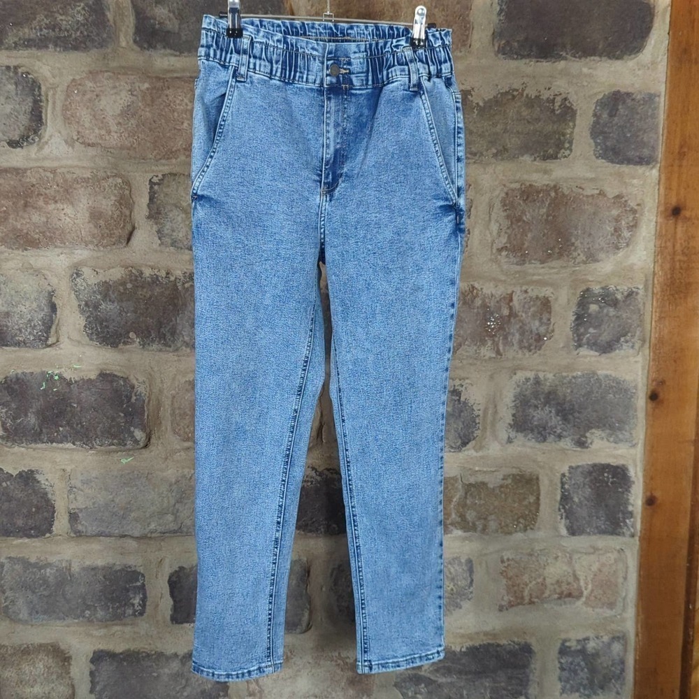 Simple Society Women's Acid Wash Paperbag Waist Tapered Mom Jeans Blue Size 7/28